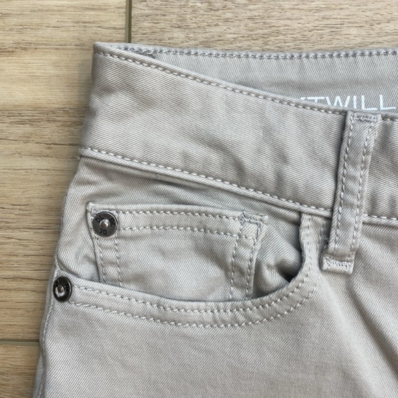 DL1961 | Margaux | Mid Rise Skinny - Picture 4 of 14